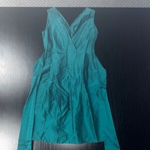 Green V-Neck Sleeveless Backless Sundress for Night Out
